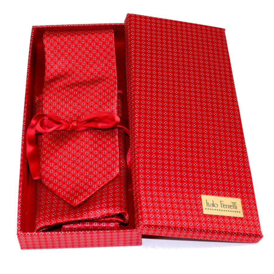 Red shades fantasy patterned sartorial silk tie and pocket square set, matching silk box included 413103-01