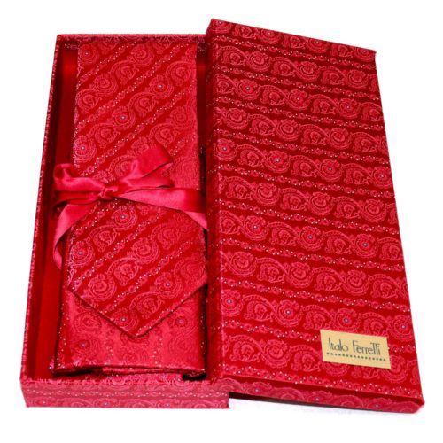 Red floral patterned tailored silk tie and pocket square set, matching silk box included 414532-02