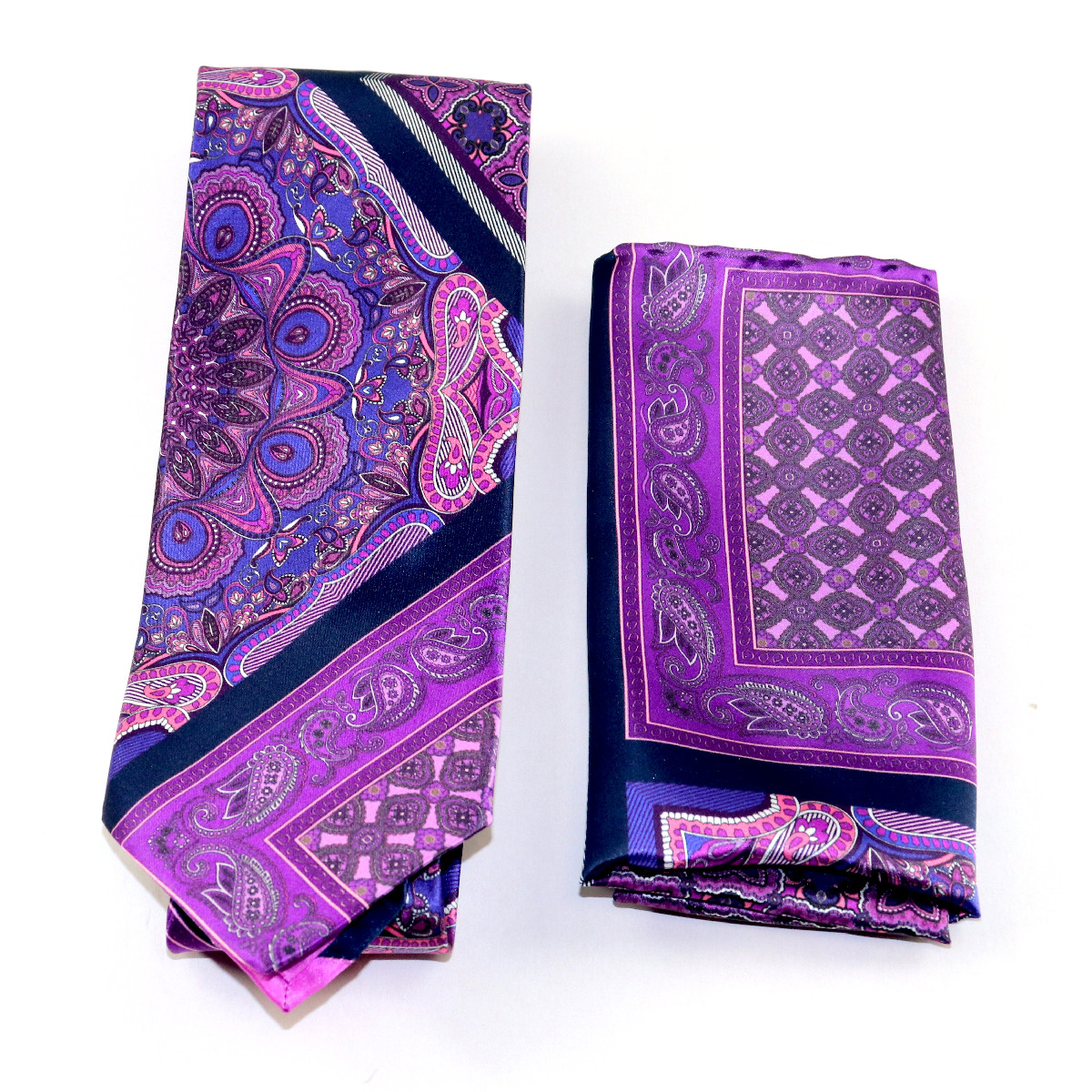 Elegant sartorial tie set, purple and blue baroque pattern, handmade in ...